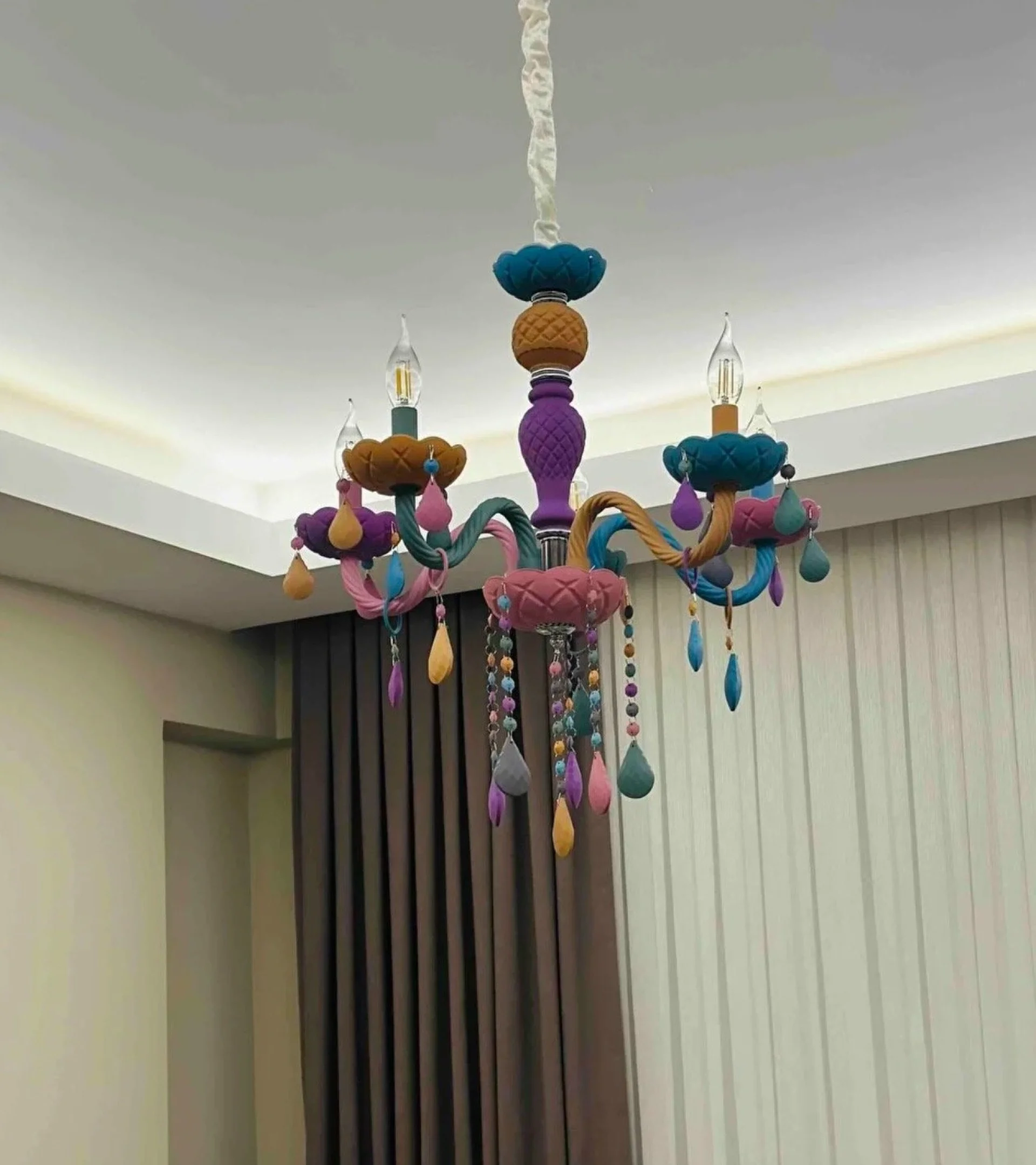 %D0%9B%D1%83%D0%BA%D1%81%D0%BE%D0%B7%D0%B5%D0%BD+%D0%BA%D1%80%D0%B8%D1%81%D1%82%D0%B0%D0%BB%D0%B5%D0%BD+%D0%B4%D0%B5%D1%82%D1%81%D0%BA%D0%B8+%D0%BF%D0%BE%D0%BB%D0%B8%D0%BB%D0%B5%D0%B9+%D1%81+5+%D0%BB%D0%B0%D0%BC%D0%BF%D0%B8+%22Apliqa%22+%D1%88%D0%B0%D1%80%D0%B5%D0%BD